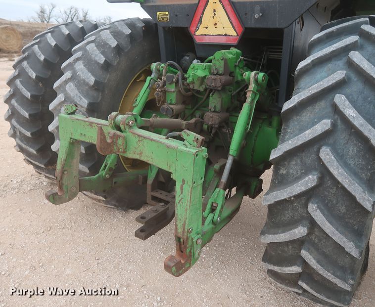 image for item MJ9242 1988 John Deere 4850  MFWD tractor