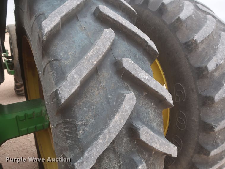 image for item MJ9242 1988 John Deere 4850  MFWD tractor