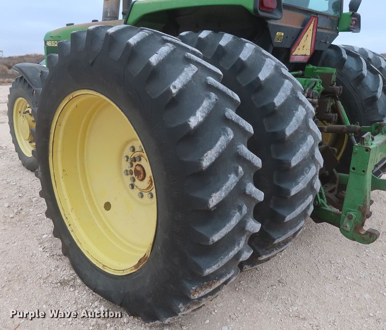 image for item MJ9242 1988 John Deere 4850  MFWD tractor