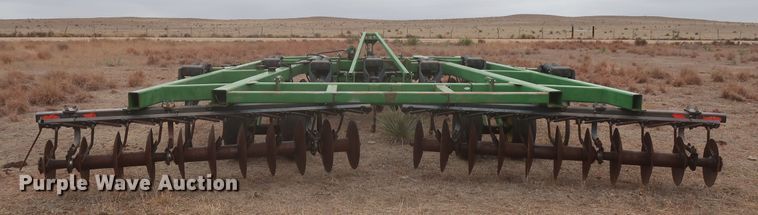 image for item MJ9245 John Deere 510  disk ripper