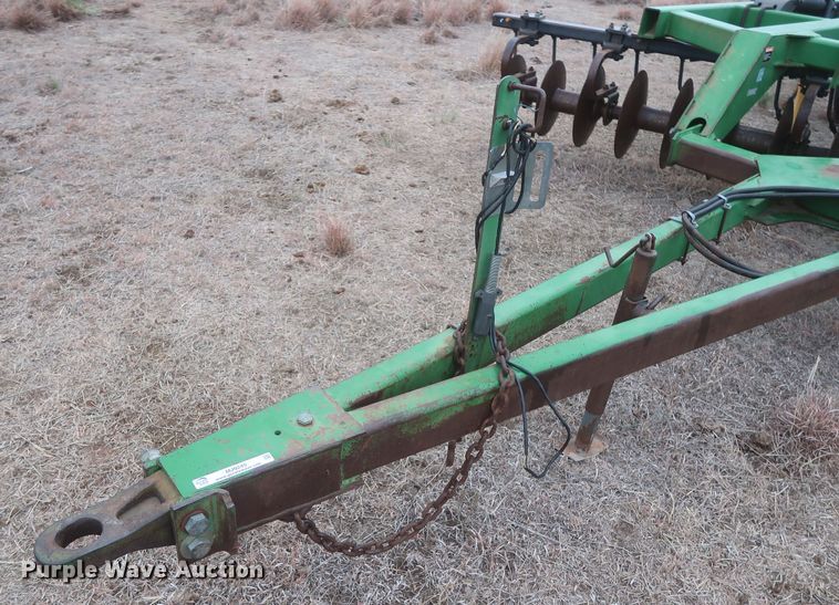 image for item MJ9245 John Deere 510  disk ripper