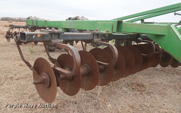 image for item MJ9245 John Deere 510  disk ripper