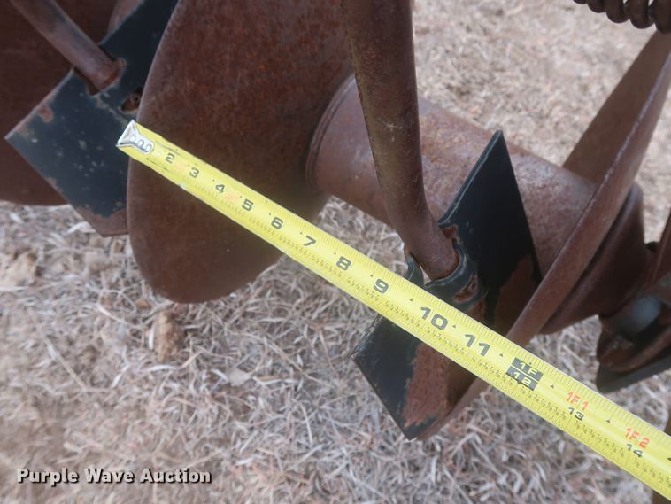 image for item MJ9245 John Deere 510  disk ripper