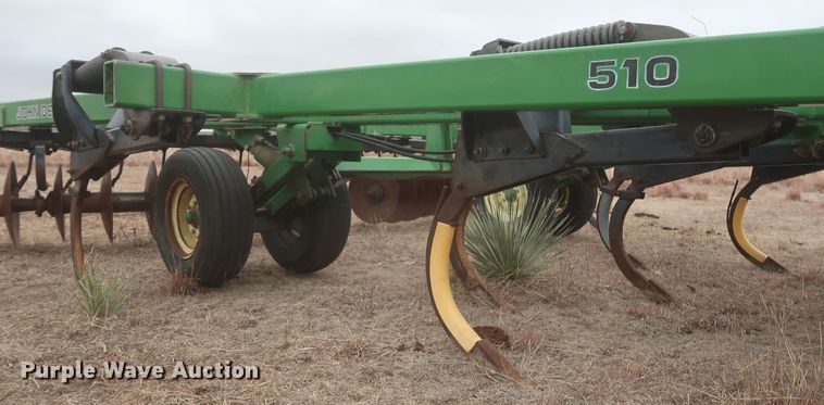 image for item MJ9245 John Deere 510  disk ripper