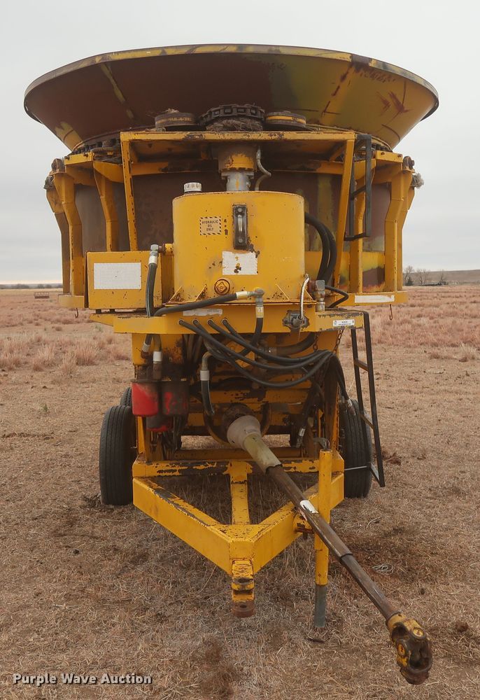 image for item MJ9246 W.H.O. PT08-43  bale processor