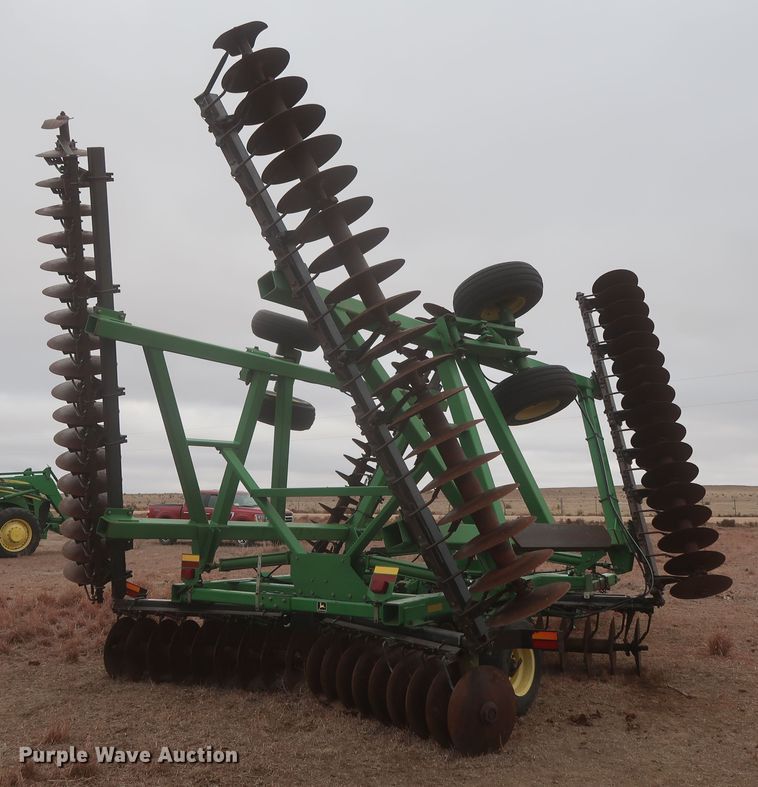 image for item MJ9247 John Deere 637  tandem disk