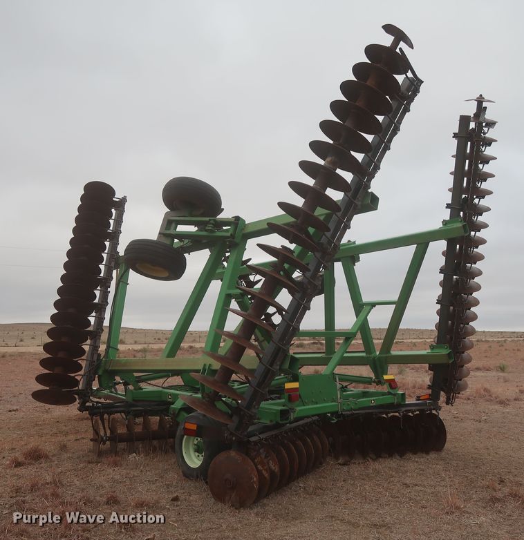 image for item MJ9247 John Deere 637  tandem disk