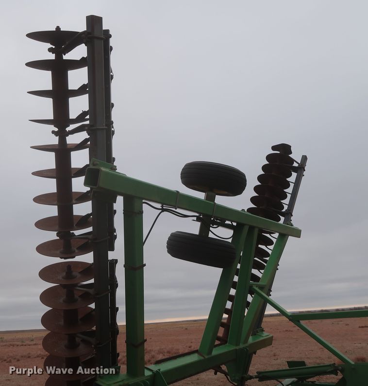 image for item MJ9247 John Deere 637  tandem disk