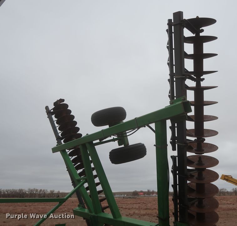 image for item MJ9247 John Deere 637  tandem disk