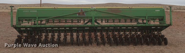 image for item MJ9248 John Deere 520  grain drill