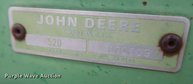 image for item MJ9248 John Deere 520  grain drill