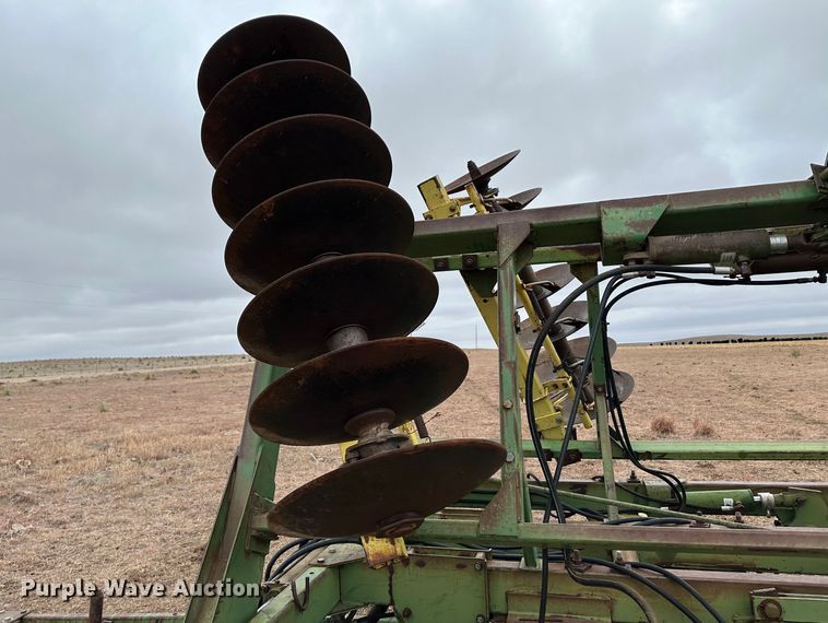 image for item MJ9253 John Deere 230  double off-set disk