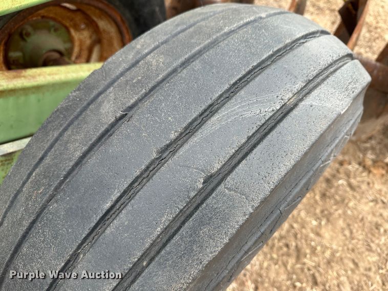 image for item MJ9253 John Deere 230  double off-set disk