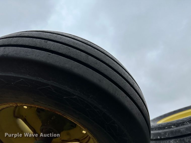 image for item MJ9253 John Deere 230  double off-set disk