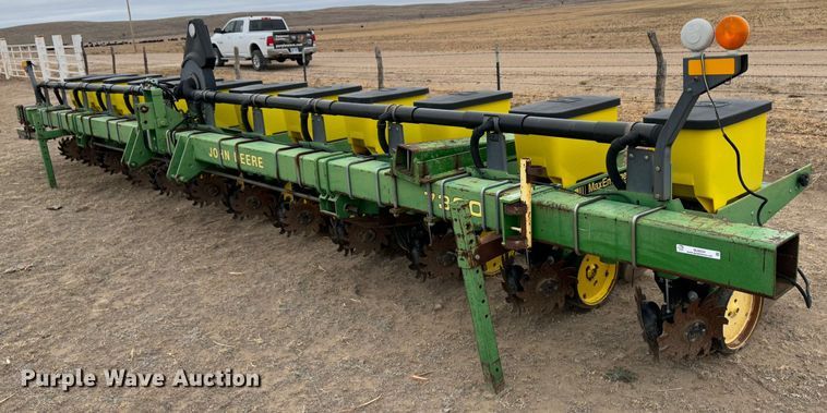 image for item MJ9254 John Deere 7300  planter