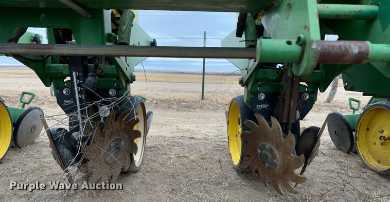 image for item MJ9254 John Deere 7300  planter