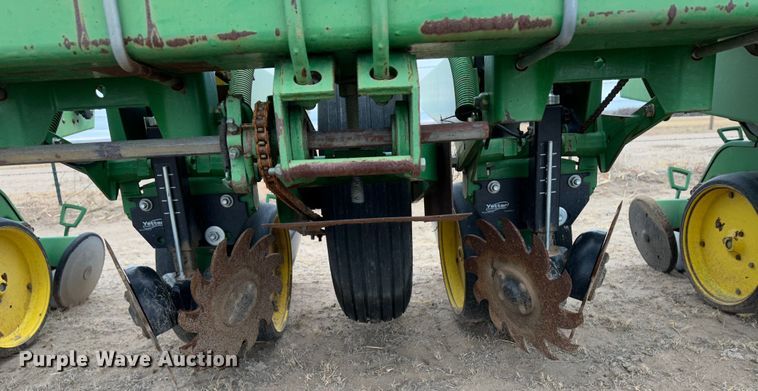 image for item MJ9254 John Deere 7300  planter