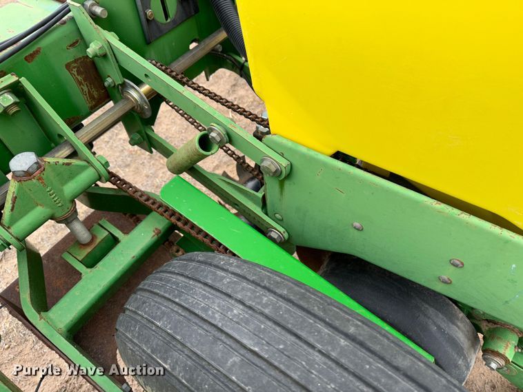 image for item MJ9254 John Deere 7300  planter