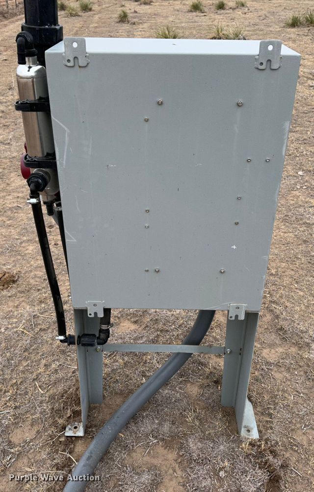 image for item MJ9258 VLT Aqua Drive VFD  pump controller