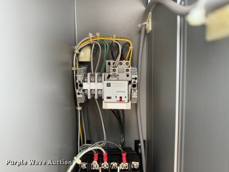 image for item MJ9258 VLT Aqua Drive VFD  pump controller