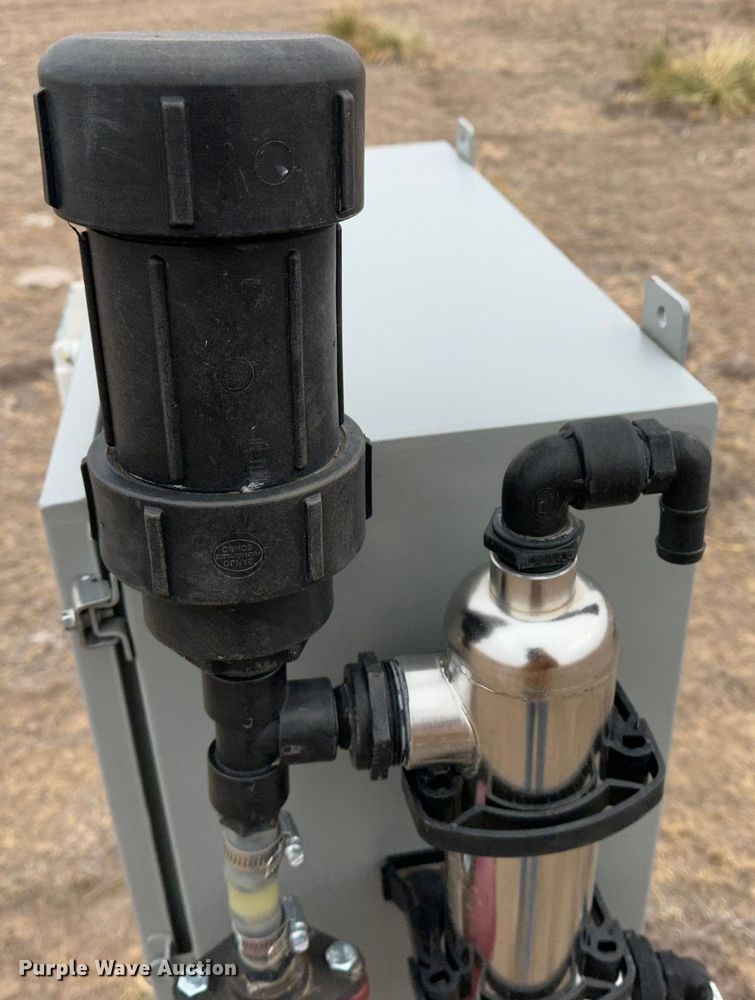 image for item MJ9258 VLT Aqua Drive VFD  pump controller