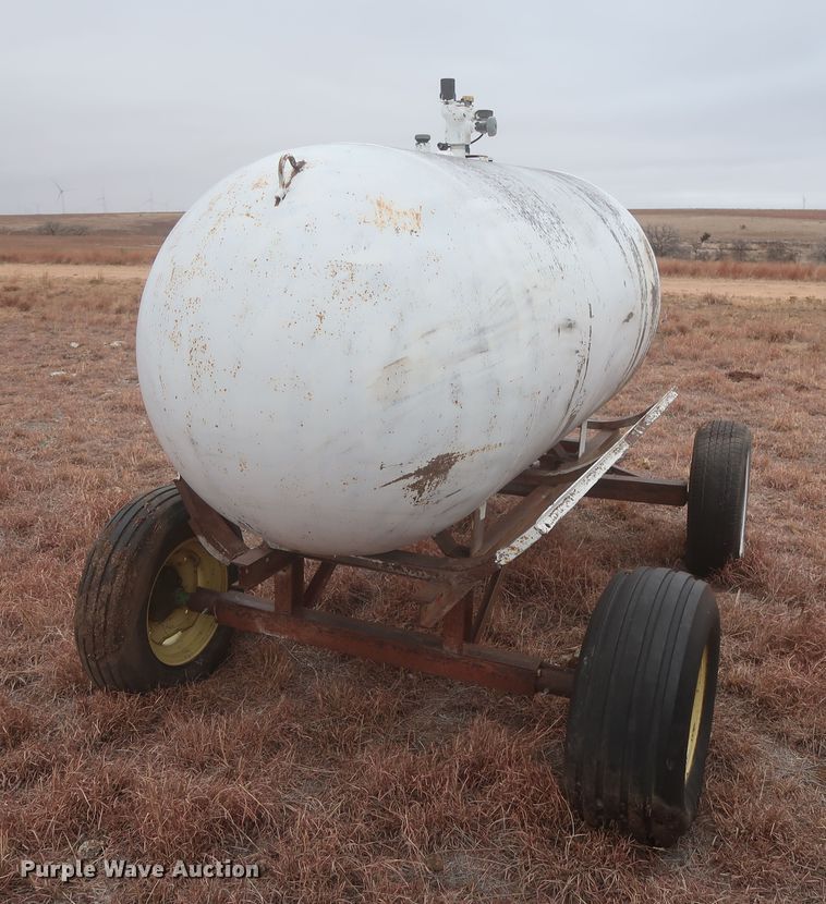 image for item MJ9259 1951 Eveready  propane/butane tank trailer