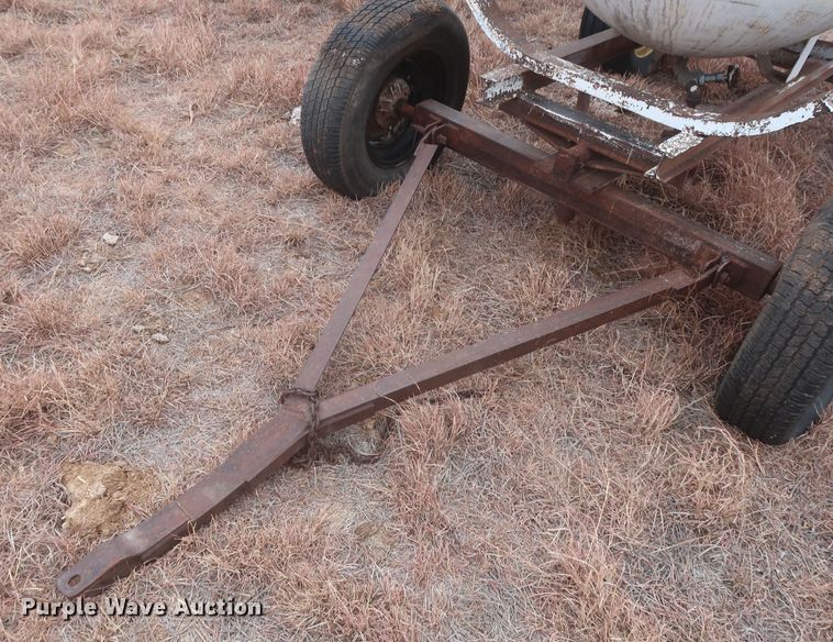 image for item MJ9259 1951 Eveready  propane/butane tank trailer