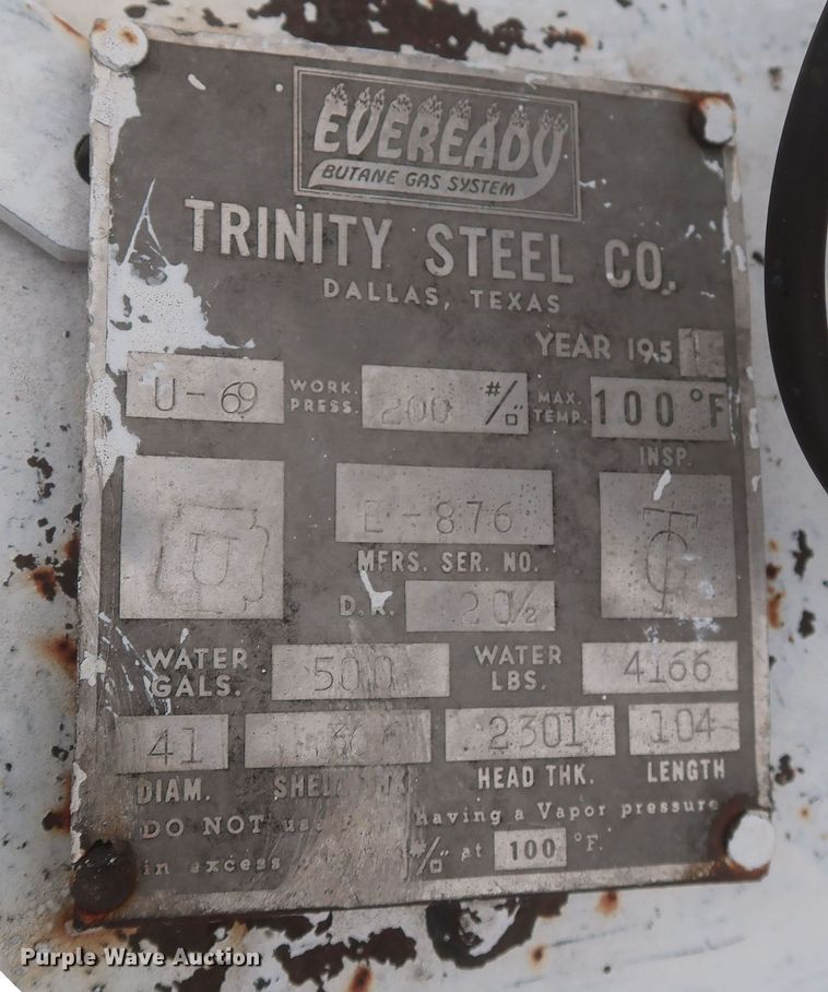 image for item MJ9259 1951 Eveready  propane/butane tank trailer