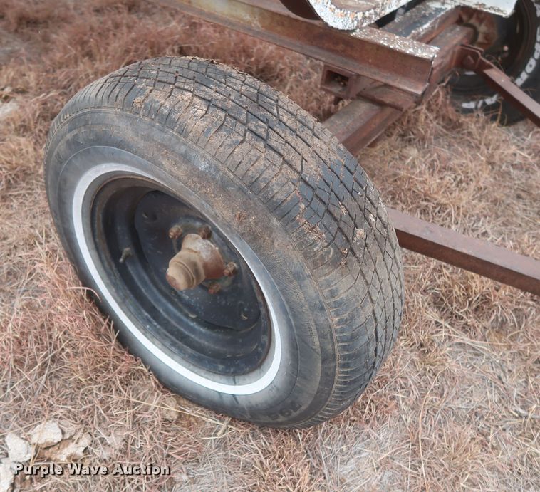 image for item MJ9259 1951 Eveready  propane/butane tank trailer