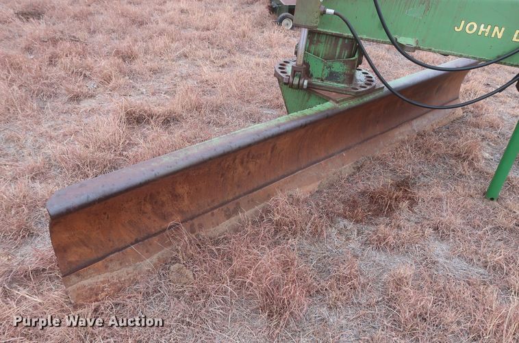 image for item MJ9261 John Deere 155  blade