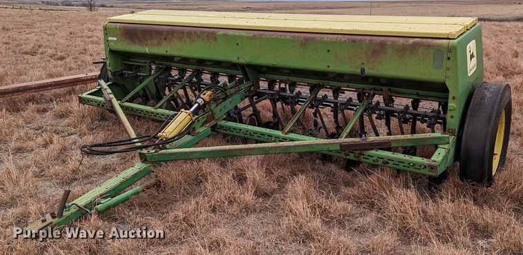 image for item MJ9265 John Deere 8300  grain drill