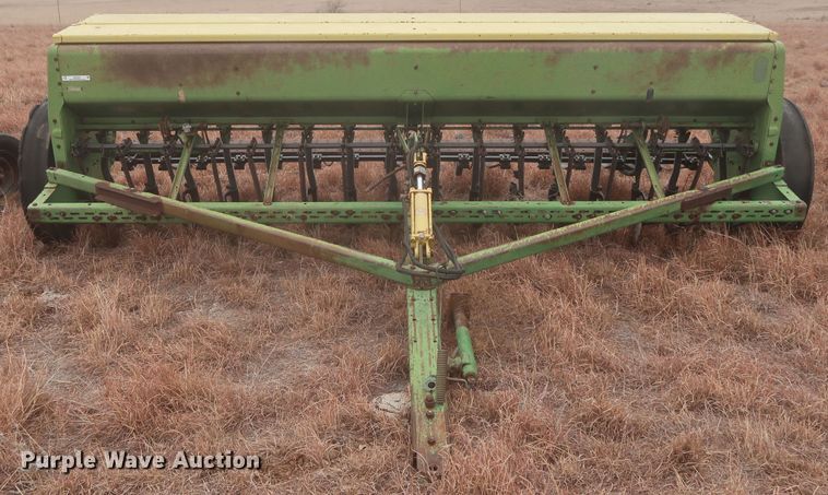 image for item MJ9265 John Deere 8300  grain drill
