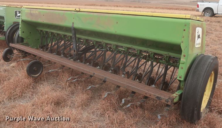 image for item MJ9265 John Deere 8300  grain drill