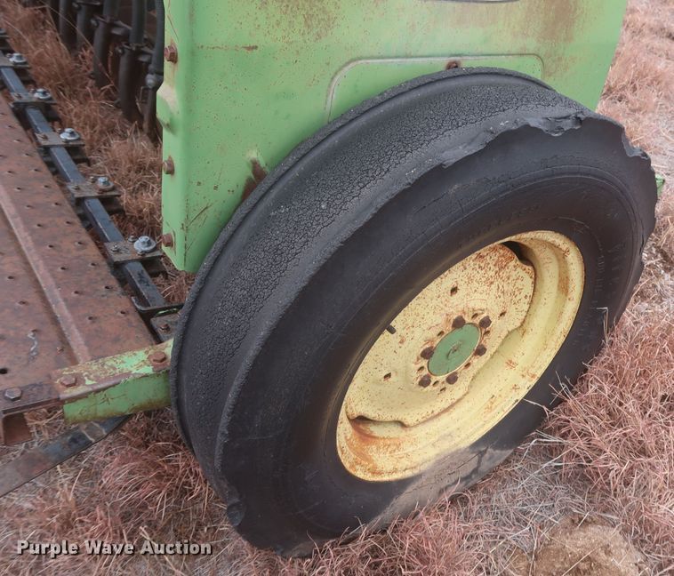 image for item MJ9265 John Deere 8300  grain drill
