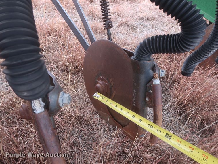 image for item MJ9266 John Deere 8300  grain drill