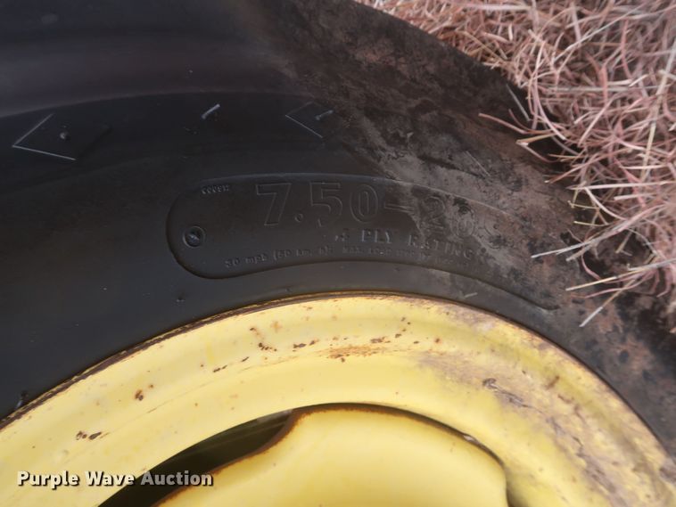 image for item MJ9266 John Deere 8300  grain drill