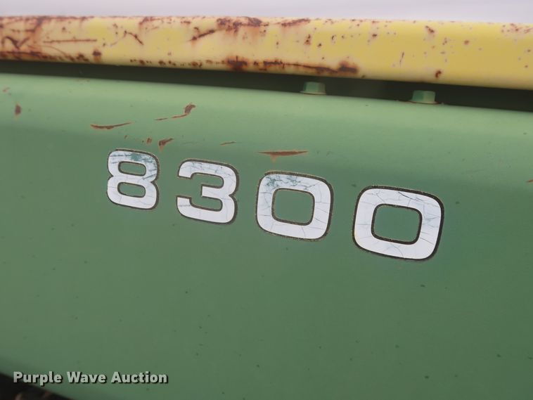 image for item MJ9266 John Deere 8300  grain drill