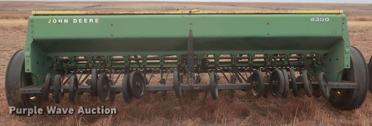 image for item MJ9267 John Deere 8000  grain drill