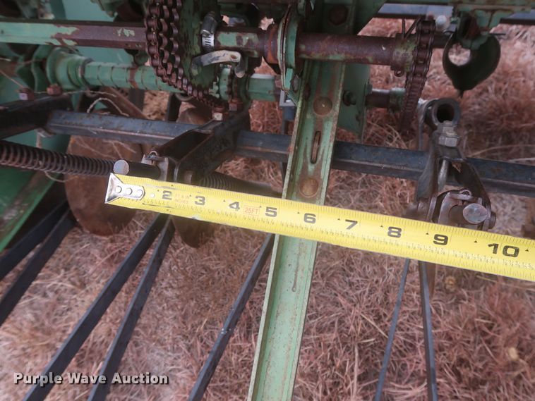 image for item MJ9267 John Deere 8000  grain drill