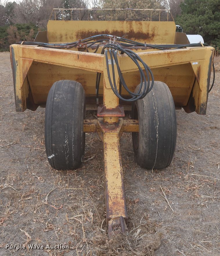 image for item MJ9275 Holcomb 1200  scraper