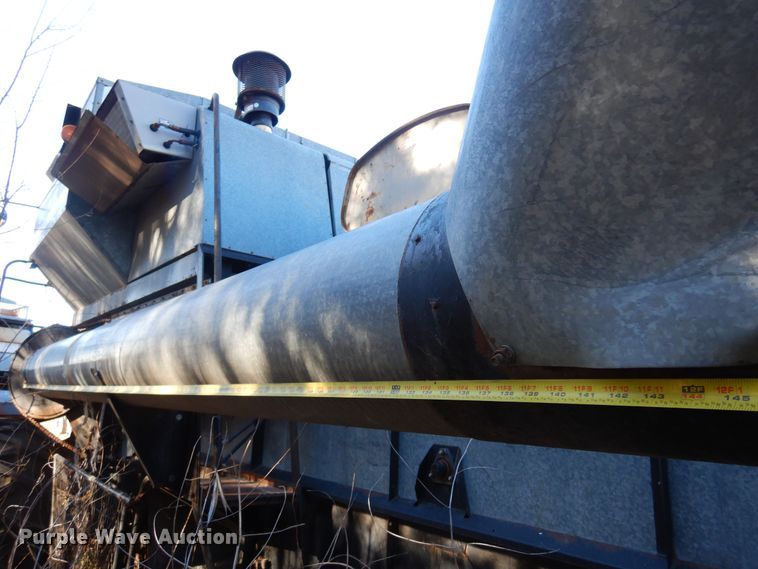 image for item MM9814 Gleaner M  combine