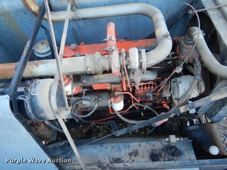 image for item MM9814 Gleaner M  combine