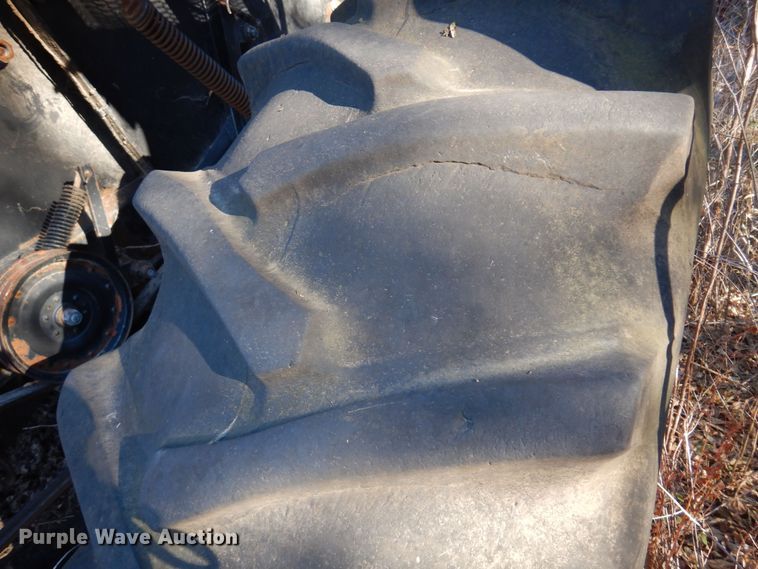 image for item MM9814 Gleaner M  combine