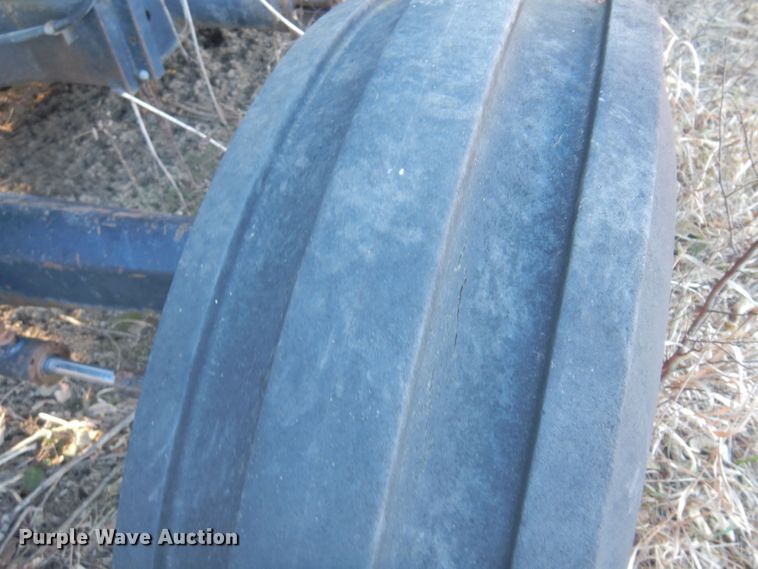 image for item MM9814 Gleaner M  combine