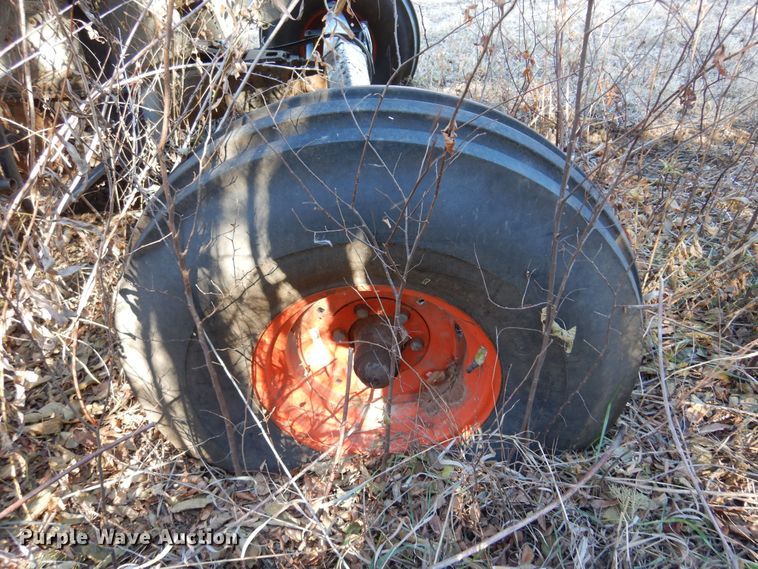 image for item MM9814 Gleaner M  combine