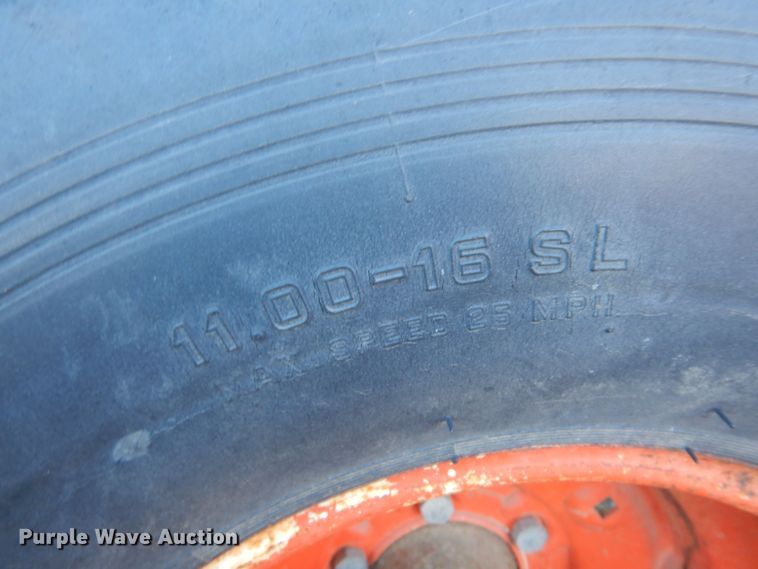 image for item MM9814 Gleaner M  combine