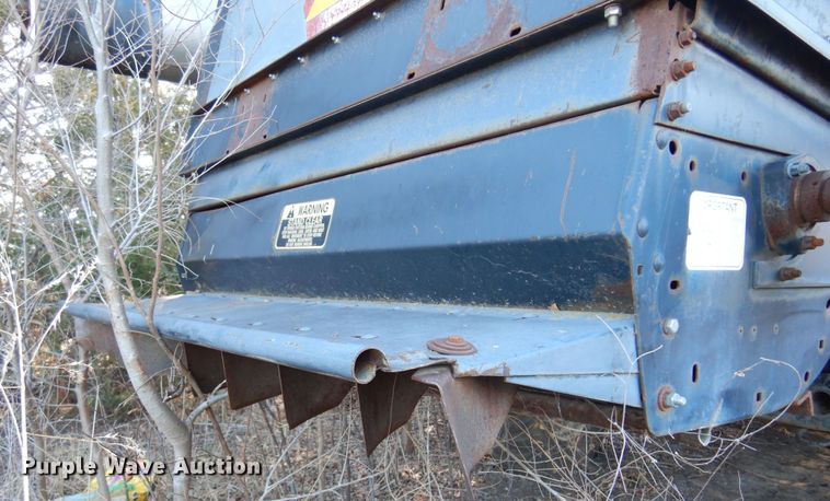 image for item MM9815 1980 Gleaner L2  combine