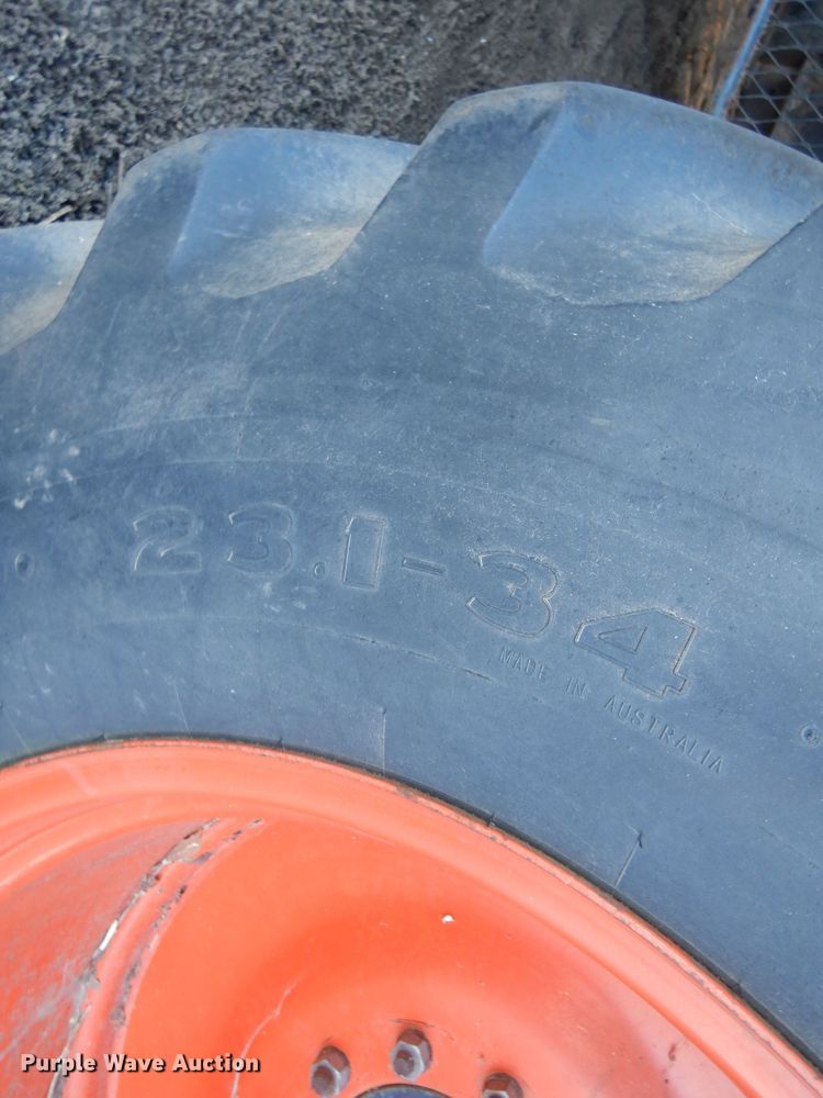 image for item MM9815 1980 Gleaner L2  combine