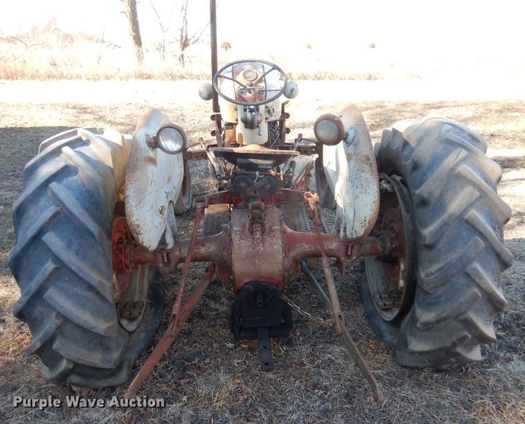 image for item MM9818 Ford Golden Jubilee 881  tractor