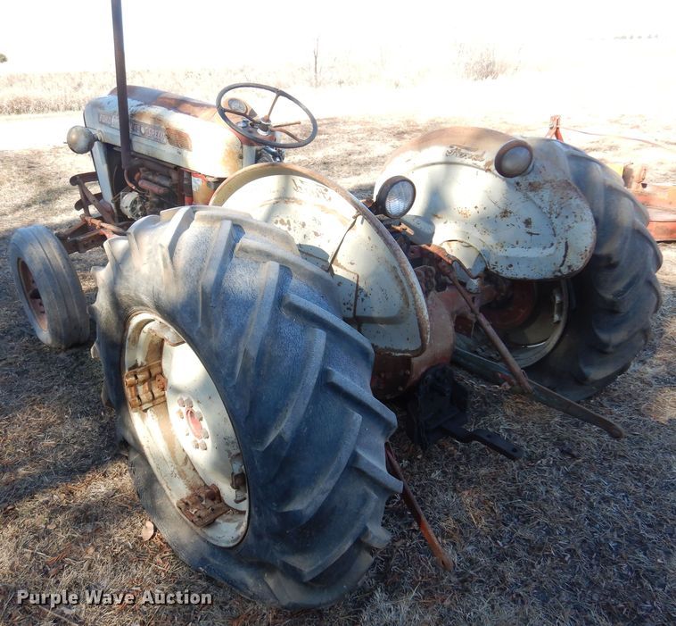 image for item MM9818 Ford Golden Jubilee 881  tractor